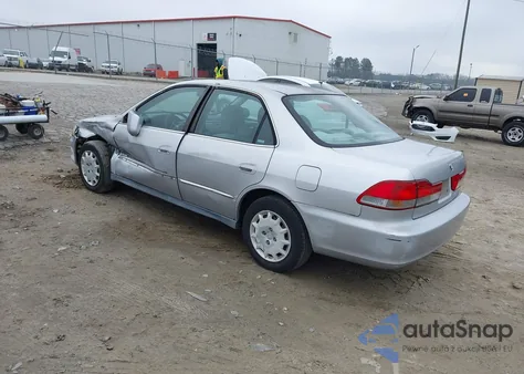 2002 Honda Accord 2.3 Lx из США, поврежденный, VIN 3HGCG66592G704230